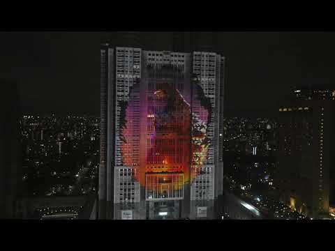 Godzilla attacking Tokyo