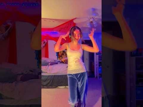i made a new dance! #dance #makethisatrend #trendsetter #trending #ytshort #yt #viralvideos